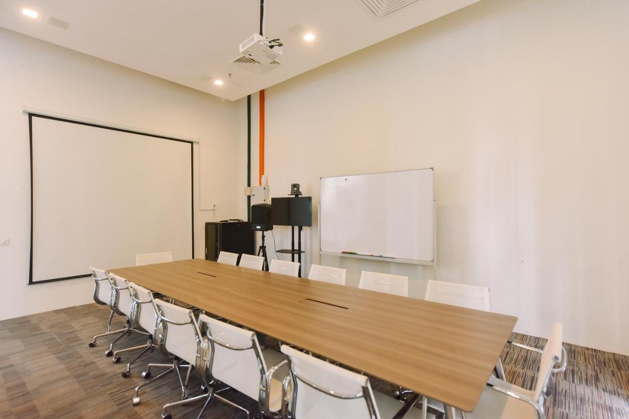 Summer Suite Express By Subhome Kuala Lumpur Exterior photo